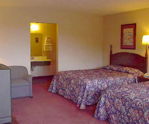 Americoast Inn Брукингс Экстерьер фото